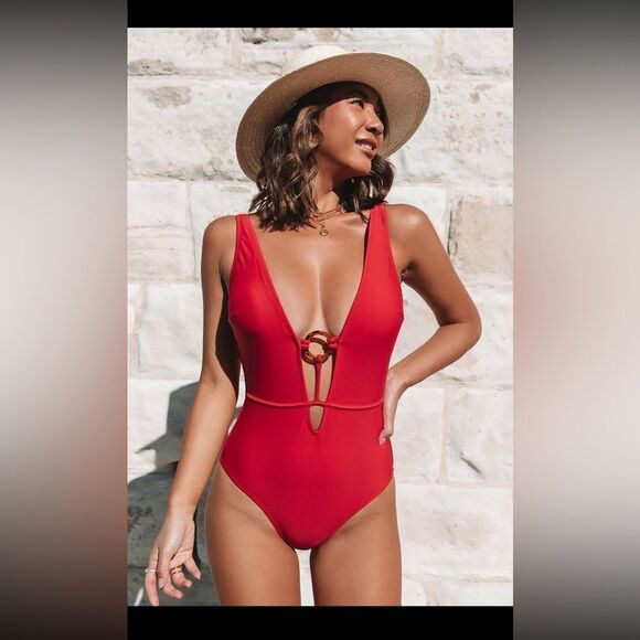 Cupshe Other - CUPSHE- Red strappy lace up one piece swimsuit- Size XL